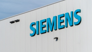 Automatyzacja magazynu małych części Siemens