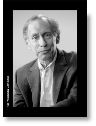 Robert Langer BW portrait