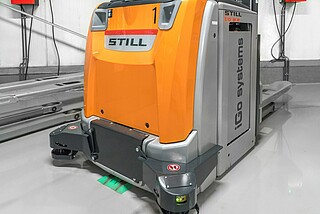 Automatyczny wózek podnośnikowy STILL EXV iGo w technologii STILL iGo systems w Hase Safety Group
