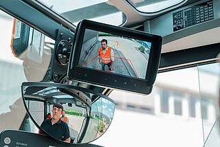 System inteligentnych kamer bezpieczeństwa w REHAU Automotive