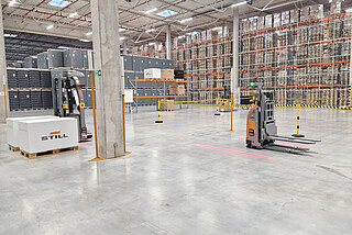Samojezdne wózki podnośnikowe STILL podczas warsztatów Easy Automation.