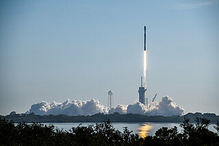 Pierwsze satelity Starlink trafiły na orbitę w 2019 r. (Fot. SpaceX)