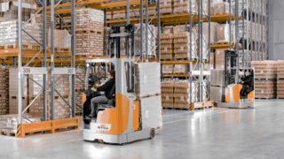 Jak wybrać reach truck?